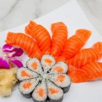 Salmon Platter  · Six pieces of fresh sake nigiri and salmon maki.