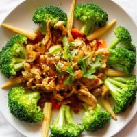 Sunny Broccoli · Stir fried marinated beef with broccoli in oyster sauce.