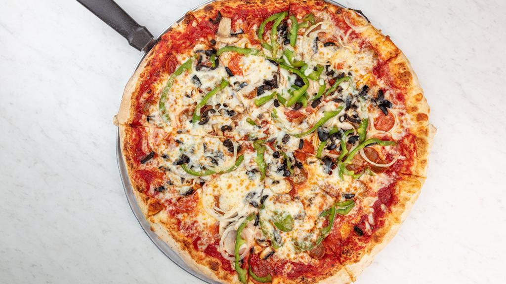 Ricci'S Combo · Pepperoni, sausage, mushrooms, black olives, green peppers, onion and mozzarella cheese.