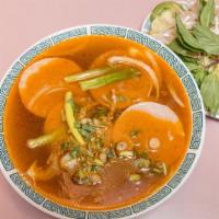 Bún Bò Huế · Spicy beef round noodle soup.