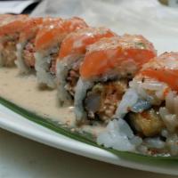 Bellagio · In: shrimp tempura, crab, masago. Out: salmon.