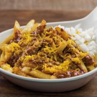 Harvest Fries With Chili Cheese · 