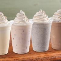 Shake · Vanilla, chocolate, strawberry or cookies & cream