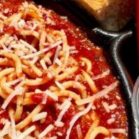 (T) Kid'S Spaghetti & Sauce · Spaghetti noodles tossed with marinara, butter only, or cheese and butter, or choose: