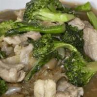 Lad Nah · (Gravy Noodles) Chinese broccoli, broccoli, garlic with pan-fried noodles, swimming in a swe...