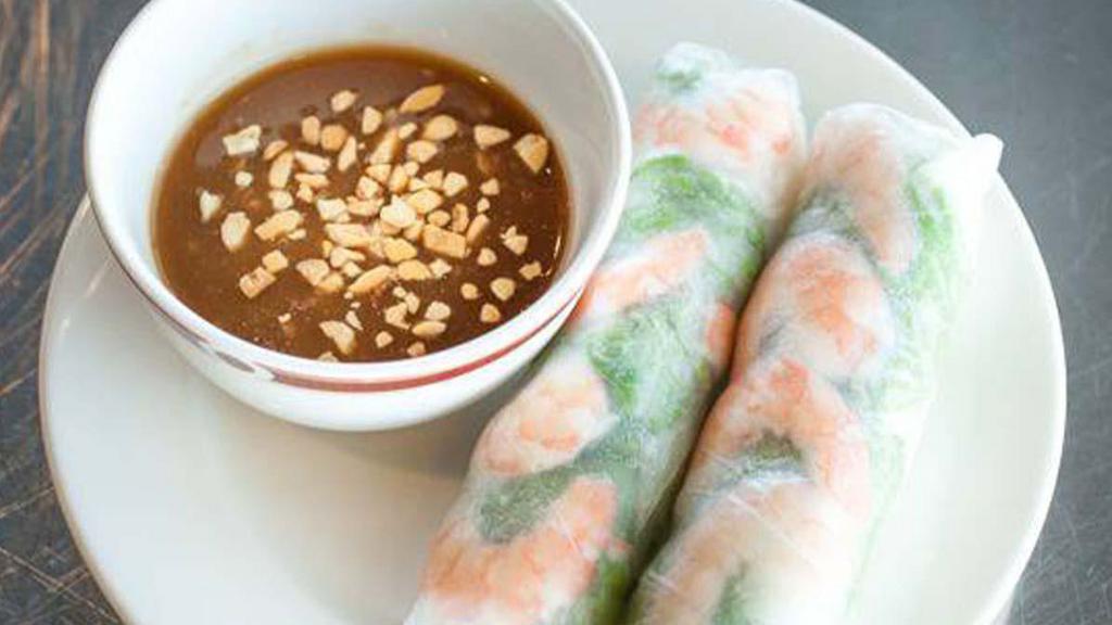 Gọi Cuộn Tôm Thịt (2) · Shrimp and pork spring rolls.