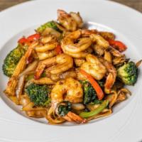 Drunken Noodle  · Flat rice noodles stir fried with onions, bell peppers, broccoli, basil, tomatoes, baby corn...