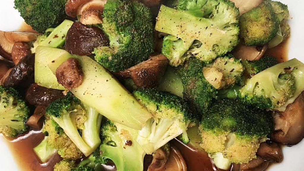 Broccoli Stir Fried · Broccoli stir fried with oyster sauce, and fresh garlic.
