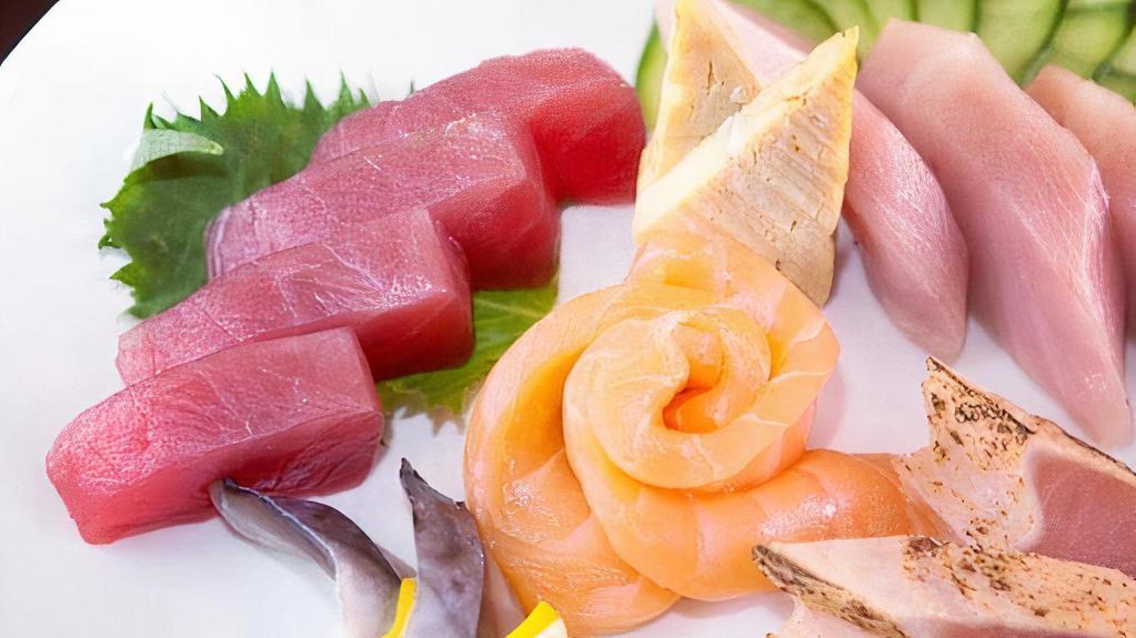 Sashimi Delight · 4pc tuna, 3pc salmon, 2pc yellowtail and 2pc albacore