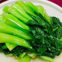 Baby Bok Choy / 蒜蓉小白菜 · Sautéed with light garlic sauce.