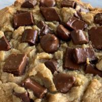 Sumo Chocolate Chip Cookie · Irresistible triple chocolate chip cookie packed with real Hershey's Kisses