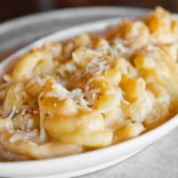 Mac & Cheese · Beecher's cheese and cinnamon