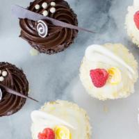 1/2 Dozen Cupcakes, Assorted Flavors · Flavors of the day, filled cupcake assortment.