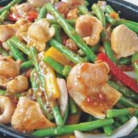 Lemongrass Fish Fillets With String Beans · 