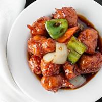 General’S Chicken · Spicy. Breaded chicken stir fried in a tangy sauce w/ onions, carrots and green peppers.