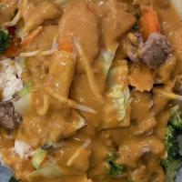 Peanut Sauce Crush · Sauté mixed vegetables with garlic topped with peanut sauce.