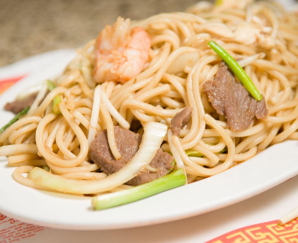 House Lo Mein · Soft noodles stir-fired with shrimp. beef, chicken, onion, carrot, bean sprout, cabbage, and soy sauce.