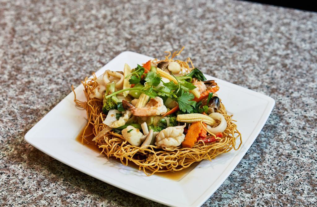X 5 - Mì Xào Thập Cẩm / Seafood Noodles · Shrimp, squid, scallop and fish fall stir-fried with mixed veggies served over egg noodles