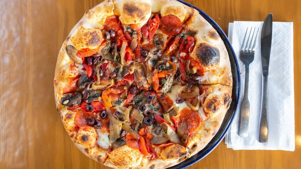 Testarossa · Pepperoni, marinara sauce, mozzarella, roasted red peppers, kalamata olives, caramelized onions, mushrooms, fresh oregano.