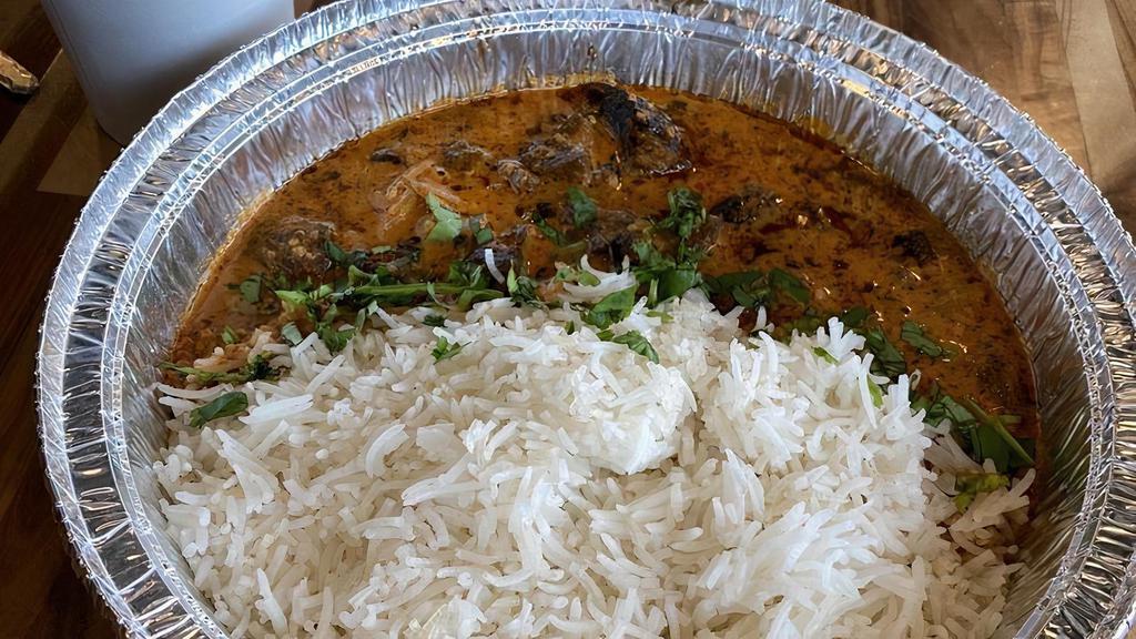 Beef Tikka Masala · Beef sautéed in masala curry sauce served with rice