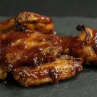 8 Piece Wing · Delicious bone in chicken wings  with 4 Sause options!
