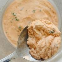 Spicy Garlic Cream Cheese - Delivery · 8oz tub of Spicy Garlic Cream Cheese for Delivery<br /><br />Delivery orders are a part of 