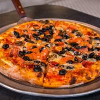 Lael'S Favorite · Pepperoni, mushrooms, black olives, and tomatoes.