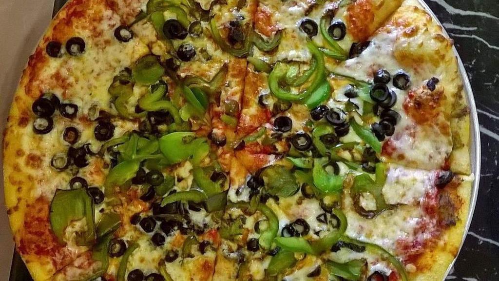 The Green Thumb (Large 12 Slices) · A red sauce pie with five toppings-fresh mushrooms, black olives, sliced tomatoes, green peppers and thinly sliced red onion.