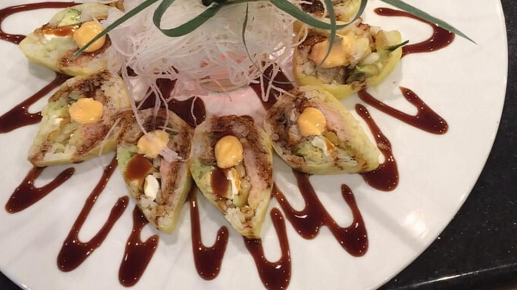 Mt. Fuji Special Roll · Shrimp, crab, eel tempura, lettuce & cucumber with chef's spicy mayo sauce wrapped with soy bean paper
