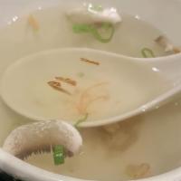 Hibachi Soup · Chicken & vegetable broth w. mushrooms, tried onions & scallions