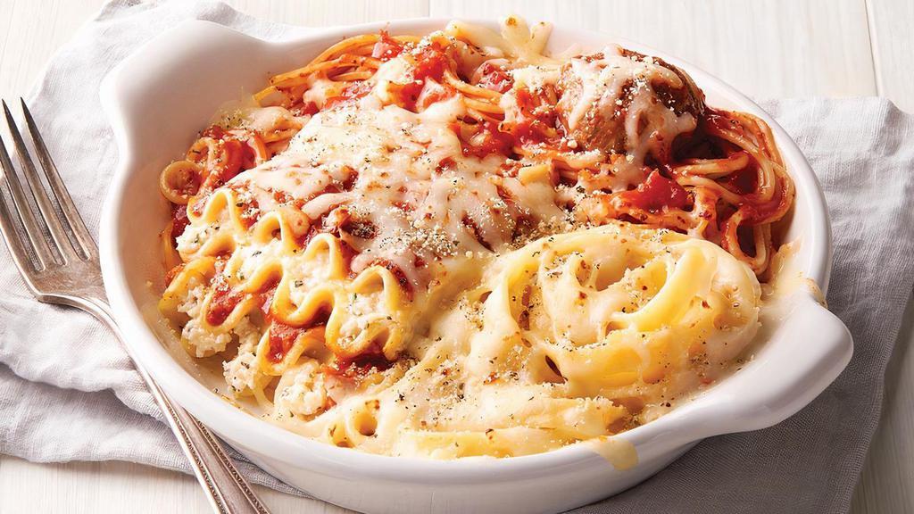 Oven-Baked Classic Sampler · Fettuccine Alfredo, Lasagna with Meat Sauce, Spaghetti and Meatball baked with Mozzarella & Provolone Cheeses.. Includes 2 of our Signature Garlic Breadsticks. If you're looking to add an additional side or toppings, please visit the Sides/Extras section of the menu.