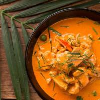 Panang Curry Chicken (R2) · Gluten free. Medium spiced red curry, sweet potatoes, carrots, Thai basil and black pepper. ...