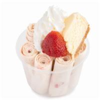 Strawberry Cheesecake · Vanilla cream, strawberries, cheesecake, graham crackers.