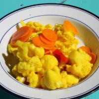 House Pickles · cauliflower, carrots, peppers (gf)