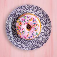 Berry Delicious Donut · Strawberry crunch donuts