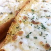 Garlic Cheese Bread · Side of marinara sauce.