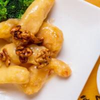 Walnut Shrimp Lunch · Delicately seasoned jumbo shrimp and lightly fried to golden brown in a white creamy sauce.