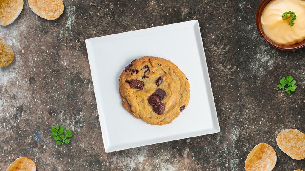 Chocolate Chip Cookie Duo · 2 chocolate chip cookies, crispy-on-the-edges, chewy-in-the-center cookie is perfect for parties. The ingredients are simply mixed.