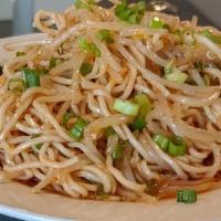 Sichuan Style Cold Noodle/四川凉面 · Spicy.
