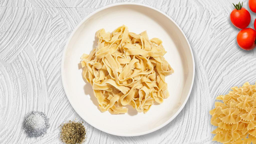 Byo Vegan Fettuccine Mastah · Fresh fettuccine cooked with your choice of vegan sauce and toppings.