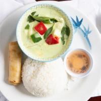 Green Curry · Curry with coconut milk, bamboo shoots, and basil leaves.