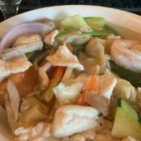 Jh Wonton Soup For 2 · Shrimp,chicken,pork and wonton in chicken ginger broth