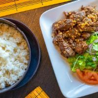 Bò Lúc Lắc · Shaking beef (wok seared medium rare beef w/
side salad)