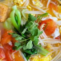 Mix Vegetable & Egg With Rice Noodle In Soup · 什蔬蛋汤米线
