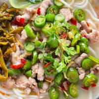 Pork & Chopped Pepper With Rice Noodle In Soup · 小炒肉米线