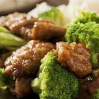 Beef Broccoli Rice Bowl · 西兰花炒牛肉盖浇饭