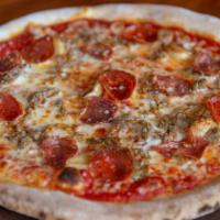 Bravo Pizza · pizza sauce, mozzarella, provolone, roasted garlic, salami, pepperoni, Italian sausage