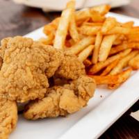 Premium Chicken Tenders Dinner · 5 pieces of golden chicken strips with  one <br /><br />dipping  sauce  ranch , bbq or búfalo