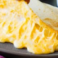 Quesadilla - Just Cheese · Cheesy quesadilla for your hungry taste buds