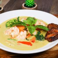 Green Curry · Gluten free. Green curry sauce with bamboo shoot, carrot, bell pepper, long beans, broccoli,...